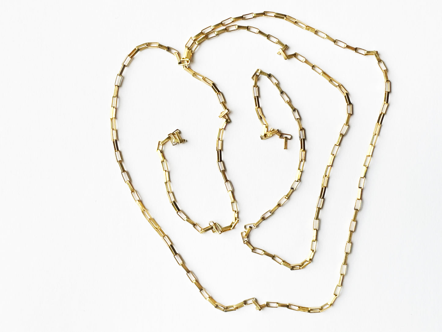 28 inches of 14K Gold-filled Venetian Box Chain Footage