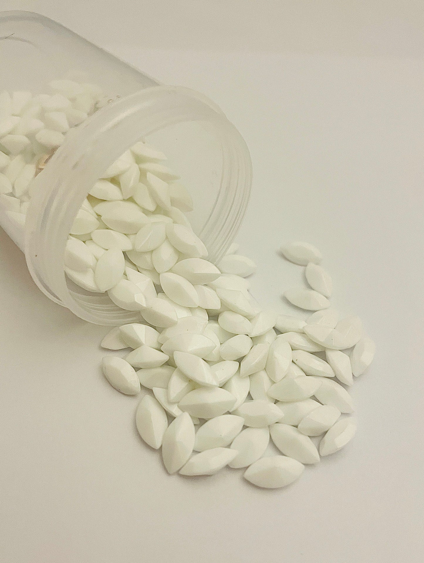 50 pieces of Vintage White Swarovski Austrian Crystal Navette 4228 Fancy Stone 10x5mm