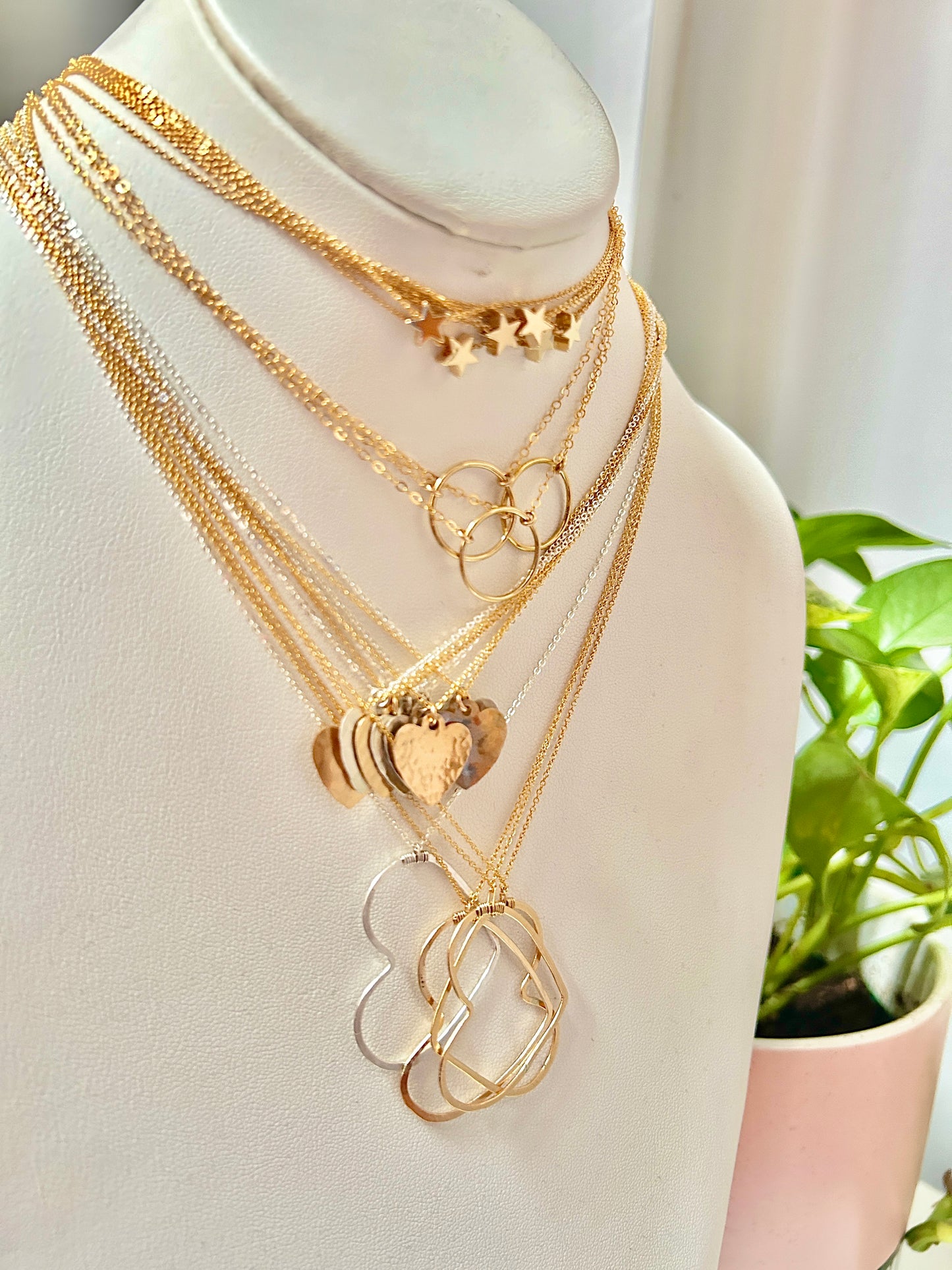 Vida Heart Necklace